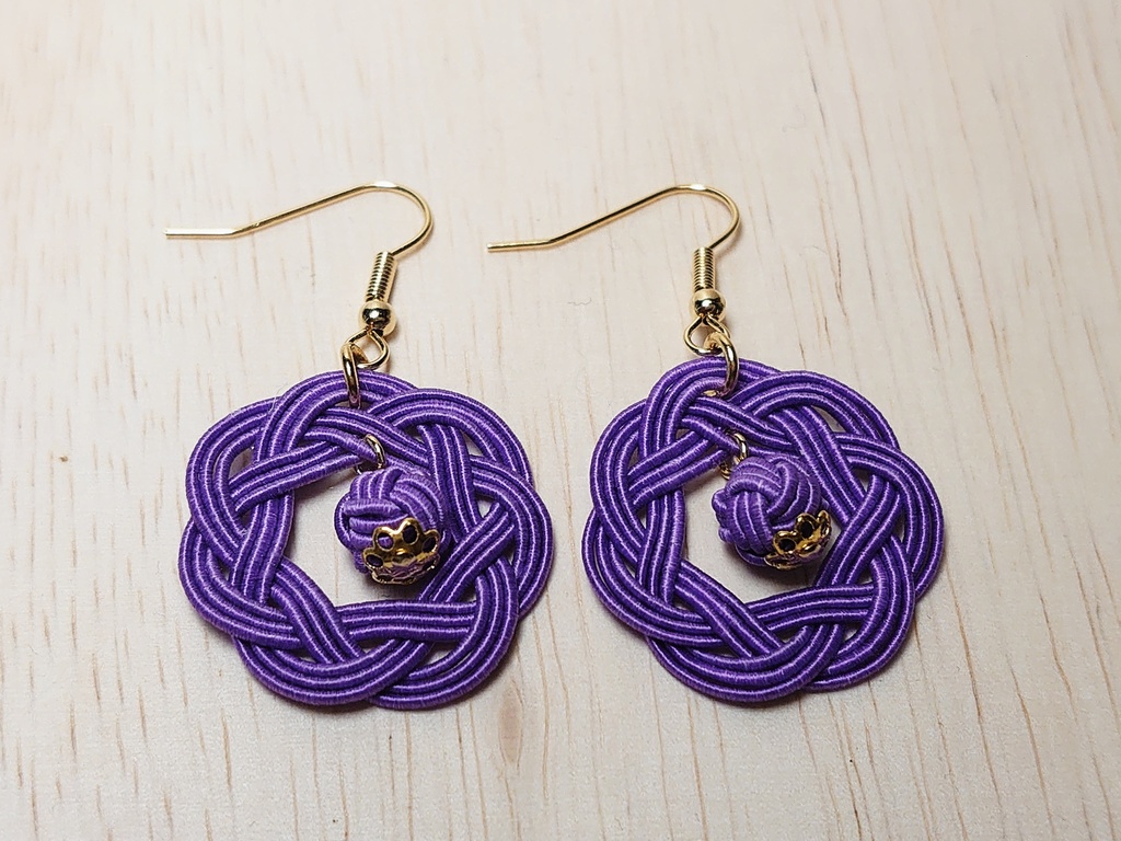 水引の耳飾り(紫)フックピアス、イヤリング、ノンホールピアス