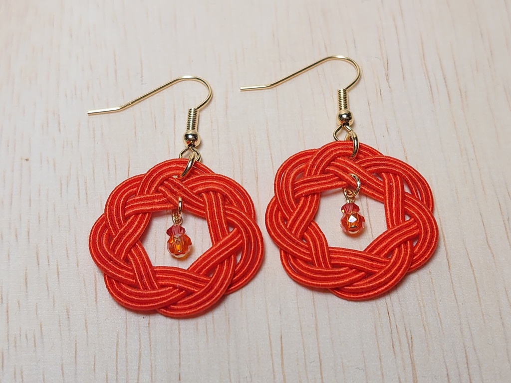 水引の耳飾り(橙)フックピアス、イヤリング、ノンホールピアス