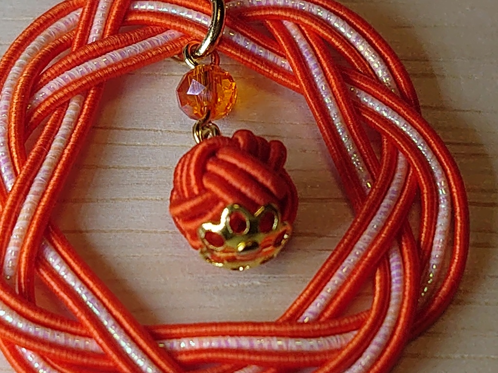 水引の相生結びの耳飾り(橙)フックピアス、イヤリング、ノンホールピアス