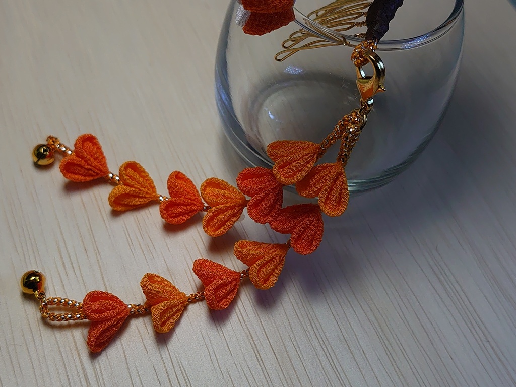 つまみ細工の髪飾り8点セット(オレンジ)