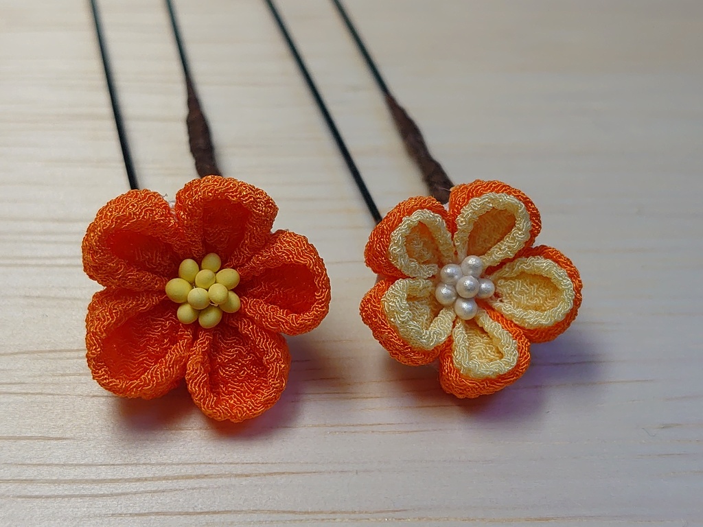 つまみ細工の髪飾り8点セット(オレンジ)