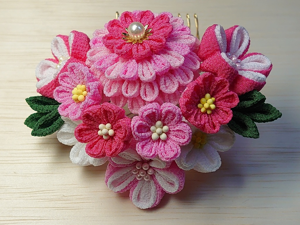 つまみ細工の髪飾り8点セット(ピンク)