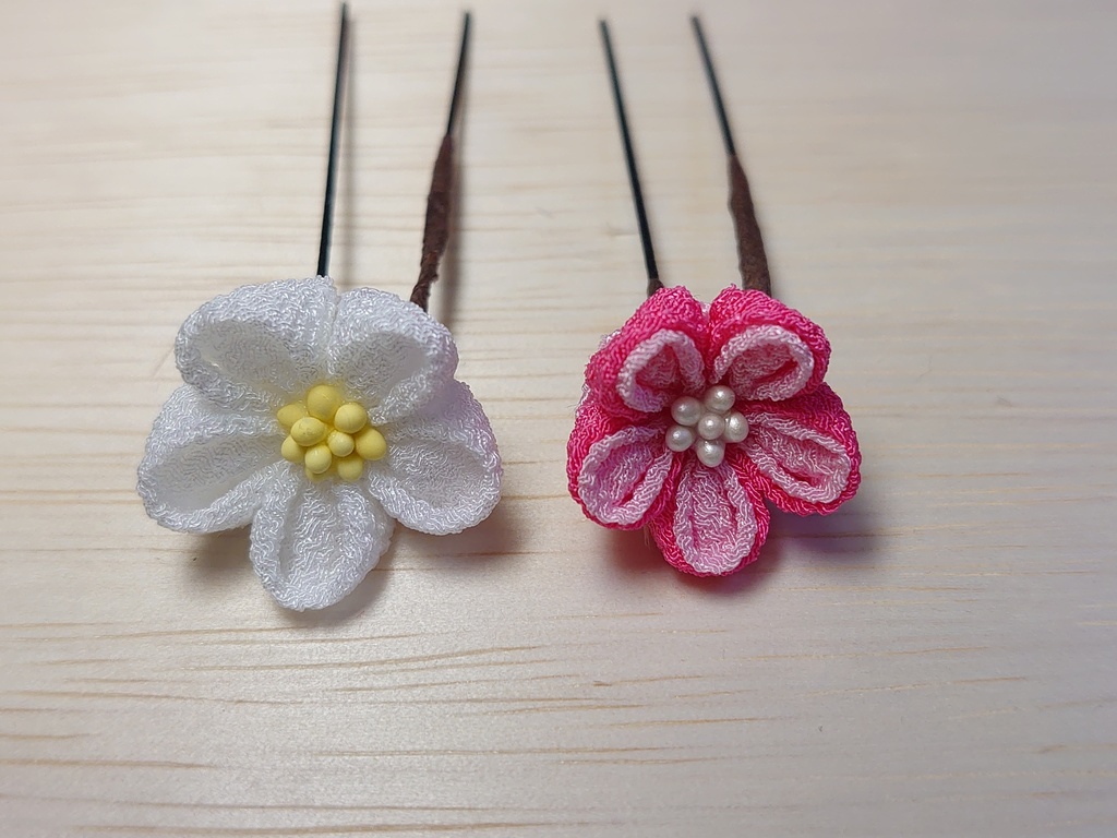 つまみ細工の髪飾り8点セット(ピンク)