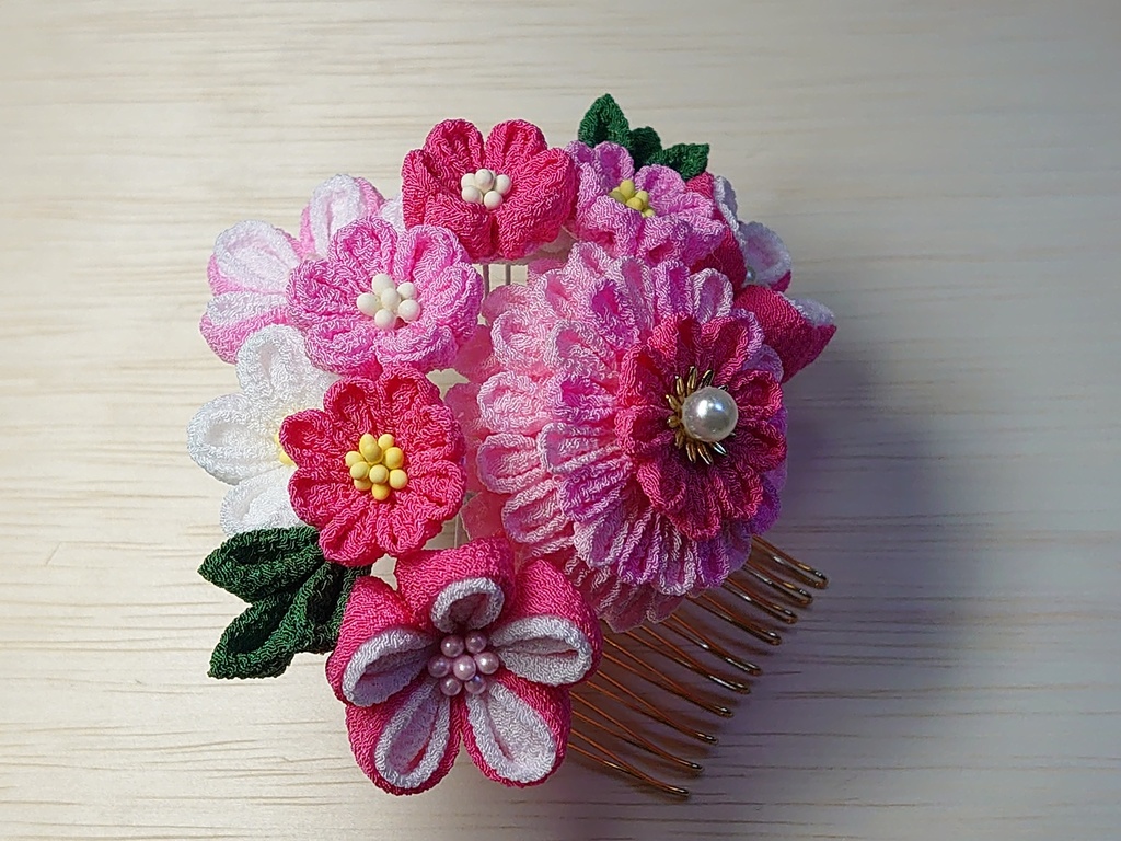 つまみ細工の髪飾り8点セット(ピンク)