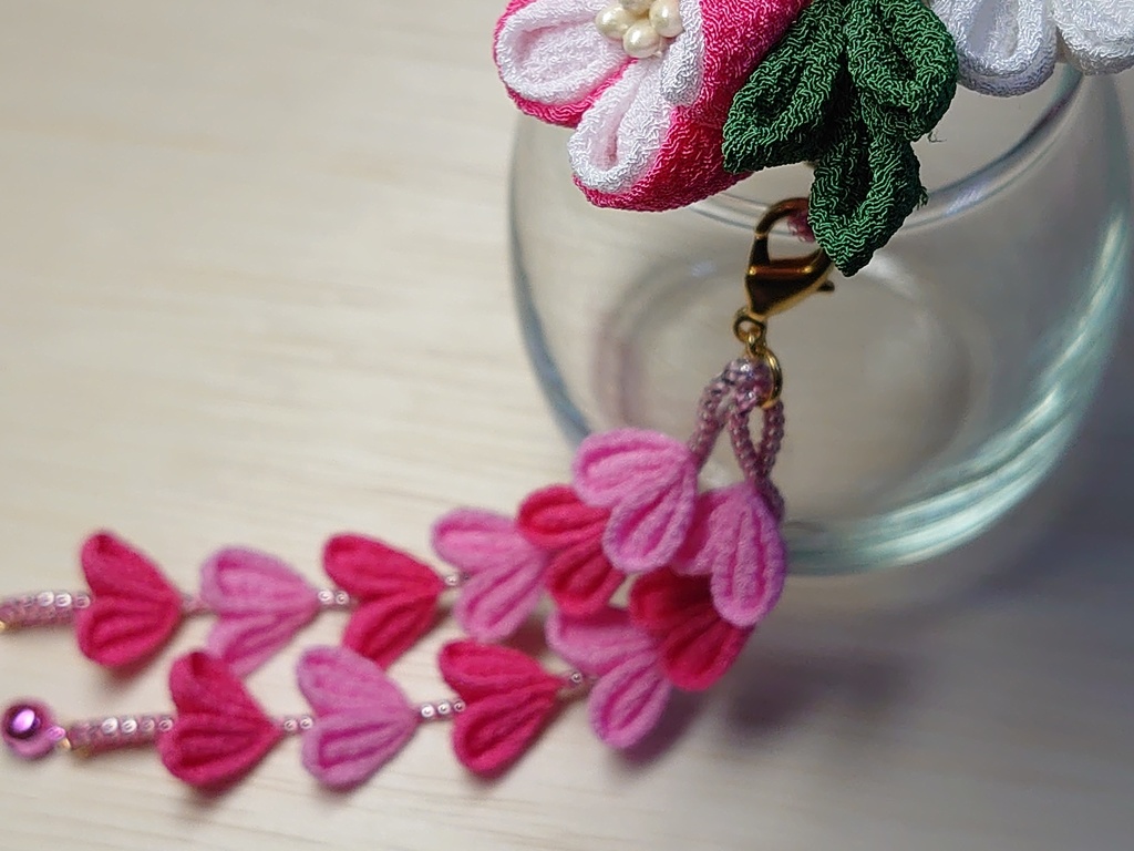 つまみ細工の髪飾り8点セット(ピンク)