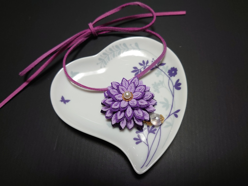 つまみ細工 ダリアのチョーカー