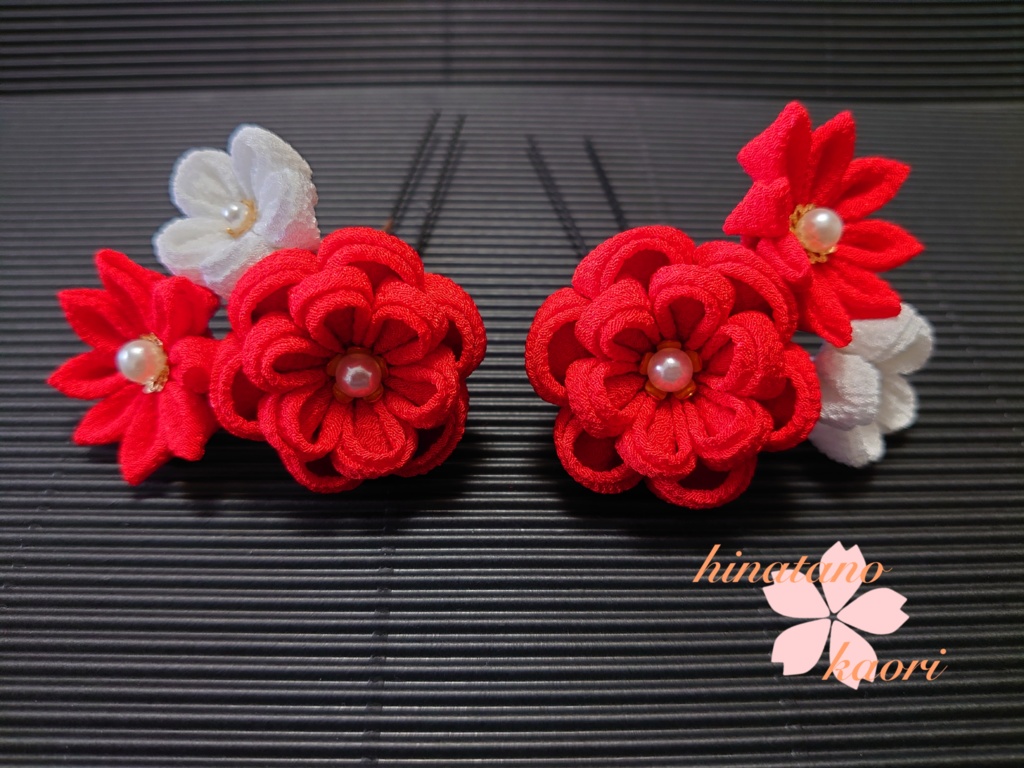 つまみ細工の髪飾り豪華12点セット「赤」