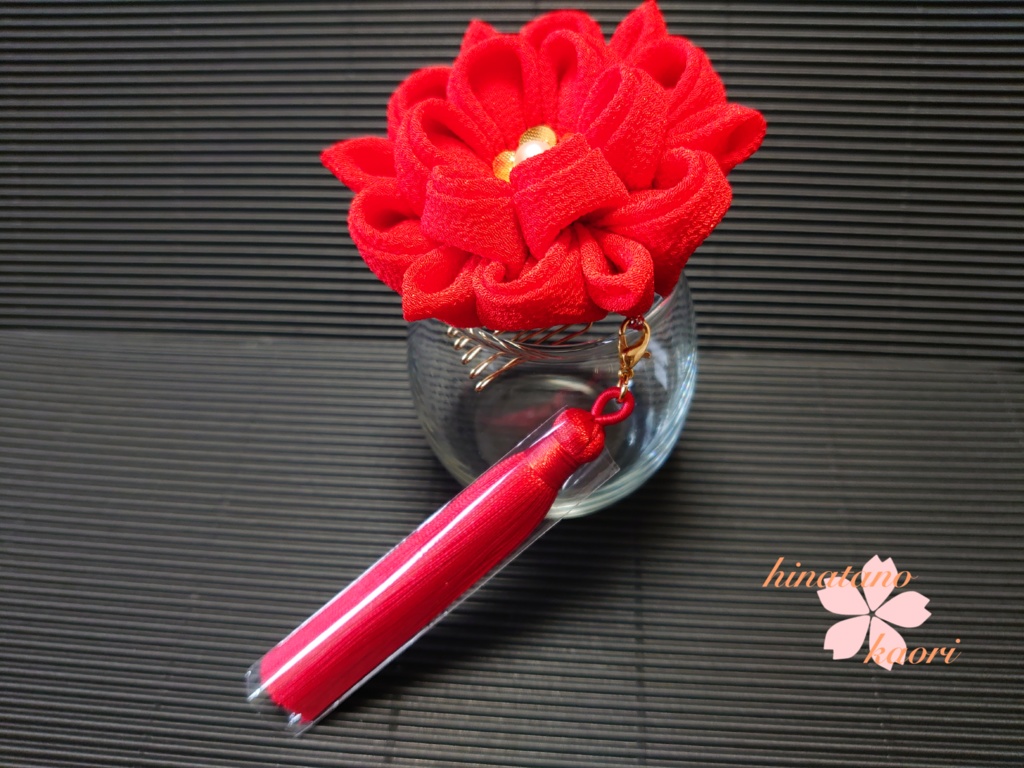 つまみ細工の髪飾り豪華12点セット「赤」