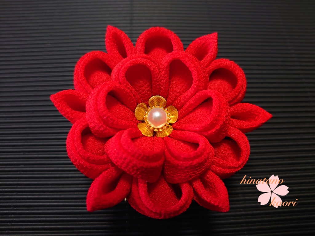 つまみ細工の髪飾り豪華12点セット「赤」