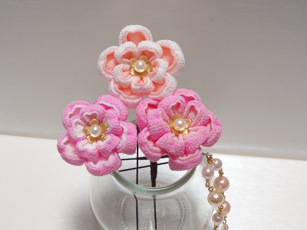 つまみ細工の桜の髪飾り