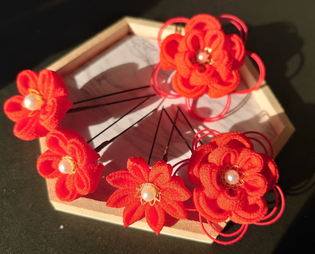 水引とつまみ細工の髪飾り