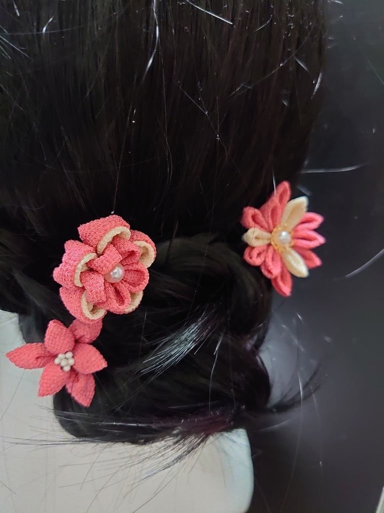 つまみ細工の髪飾りUピン3本セット(長春色)