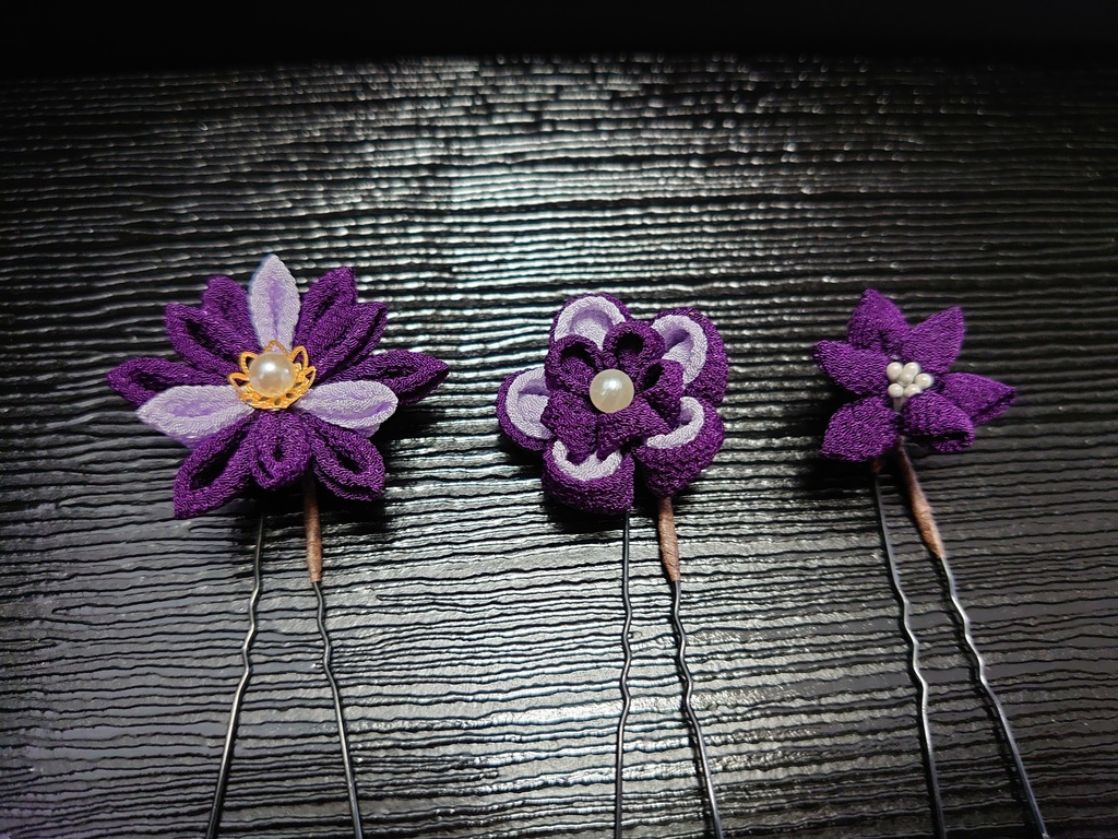 つまみ細工の髪飾りＵピン3本セット(紫)