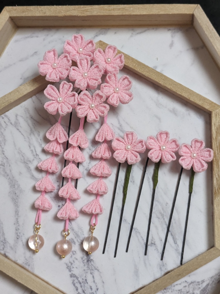 小さな桜の髪飾り
