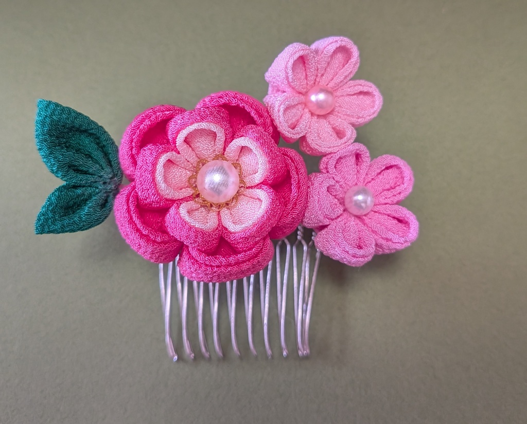 つまみ細工の七五三髪飾り(ピンク)