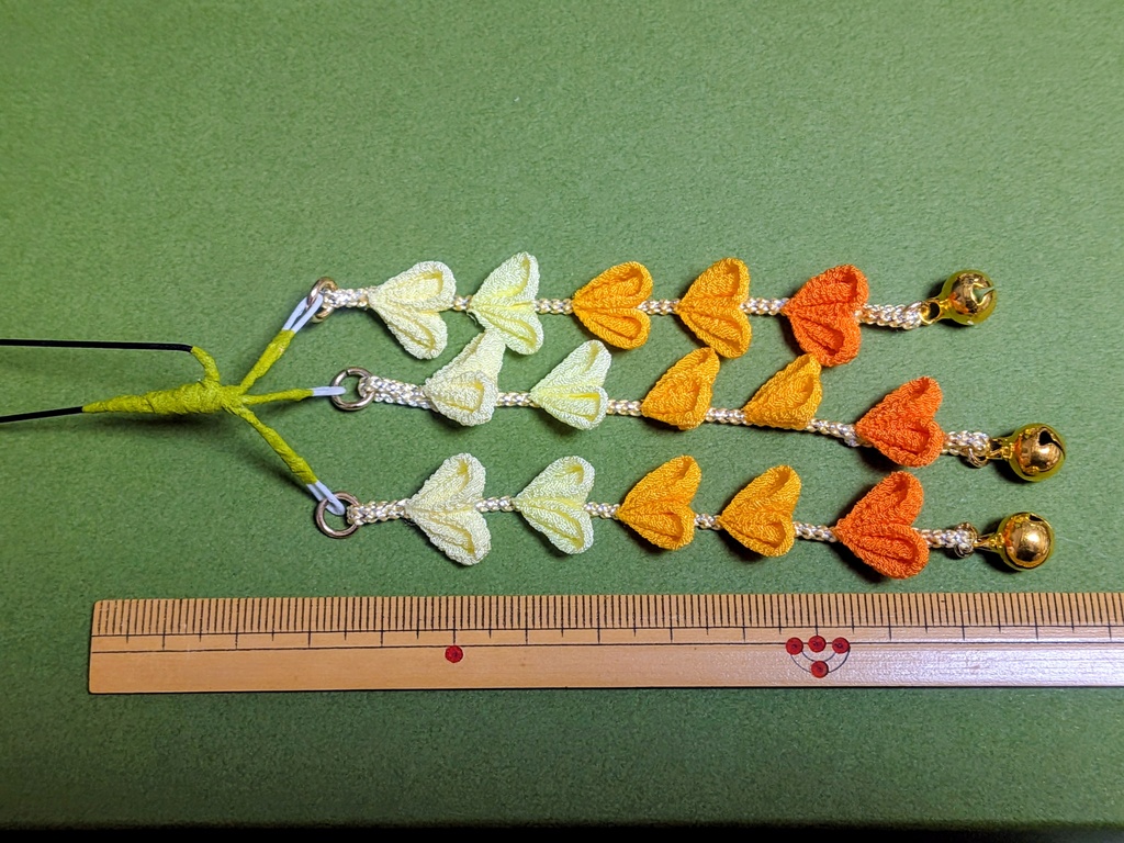 つまみ細工の七五三髪飾り(オレンジ)