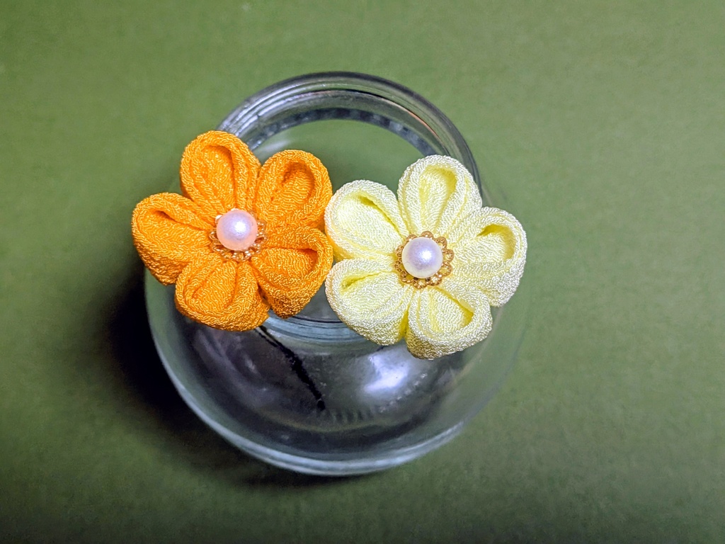 つまみ細工の七五三髪飾り(オレンジ)