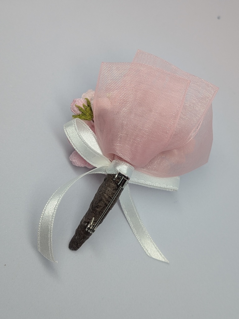 桜のコサージュ