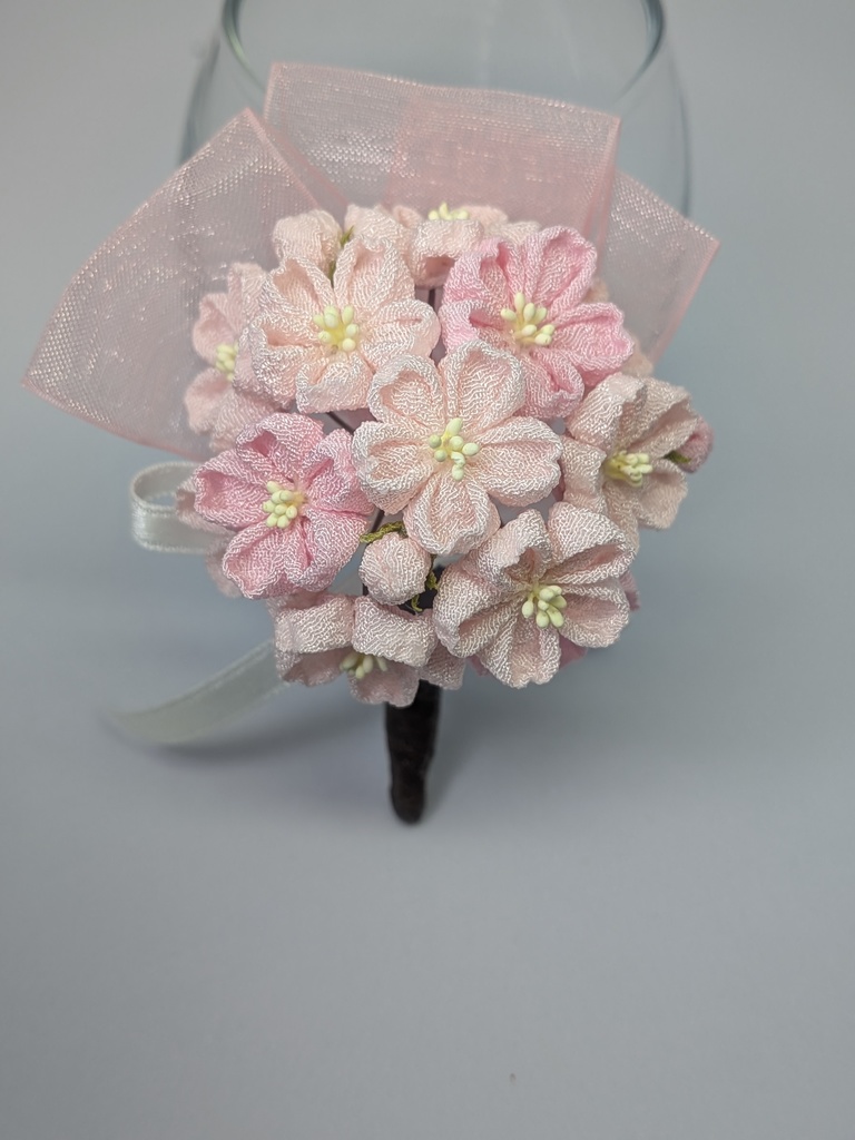 桜のコサージュ
