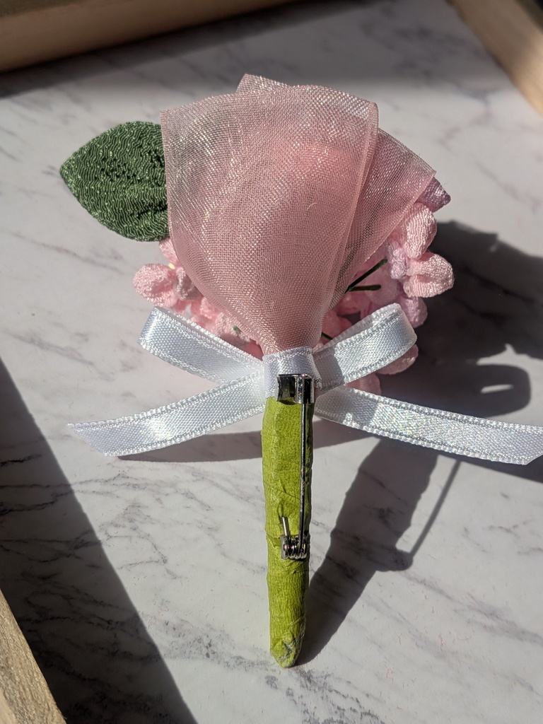 つまみ細工紫陽花のコサージュ(ピンク)