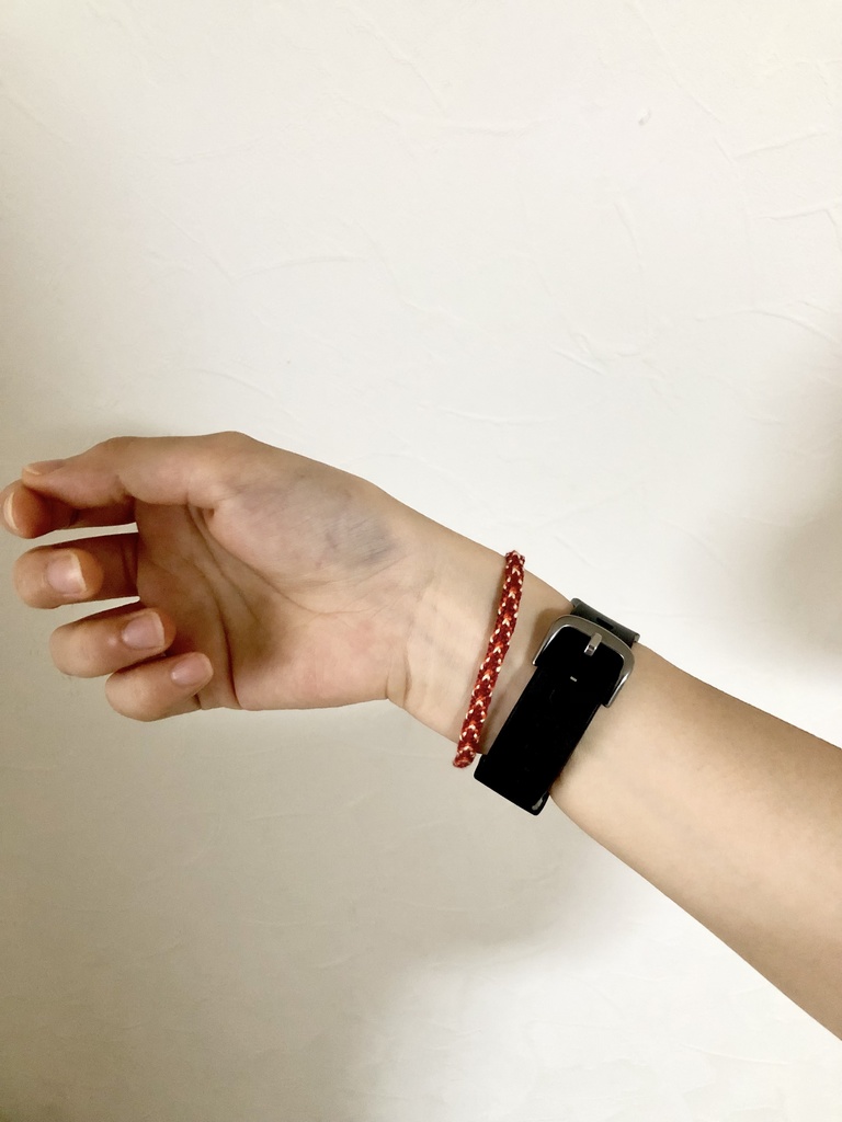 ミサンガ風ブレスレット