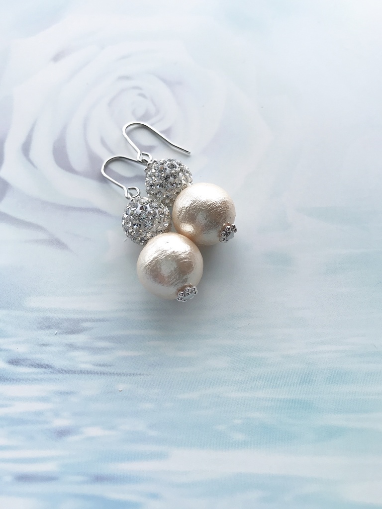 地域猫支援 コットンパールピアス ピンク×ホワイト