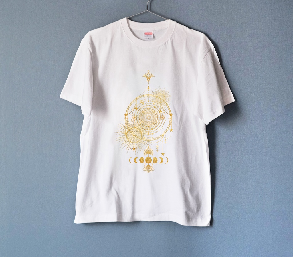 天体観測・月の満ち欠け Tシャツ ゴールド WHITE（men&women）