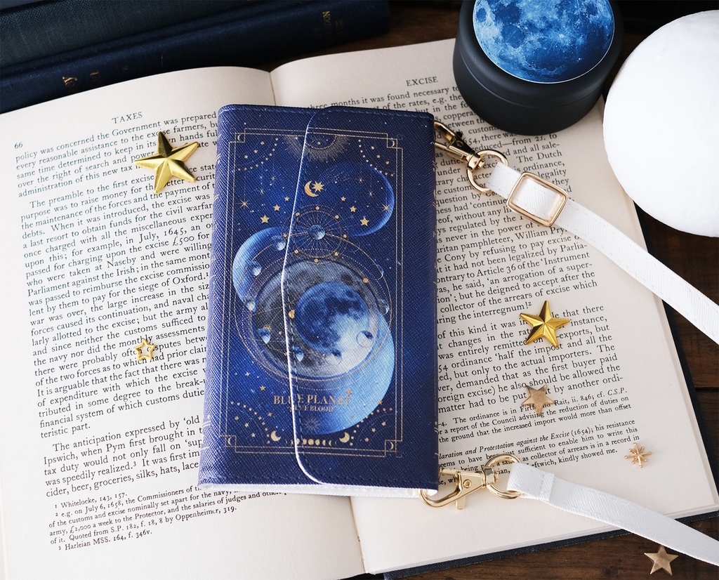 本のような手帳型スマホケース 青の惑星 "BLUE PLANET" ショルダーストラップ付き 三つ折り手帳型スマホケース