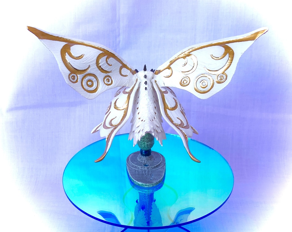 もふもふ蛾の指人形 飛翔ver.