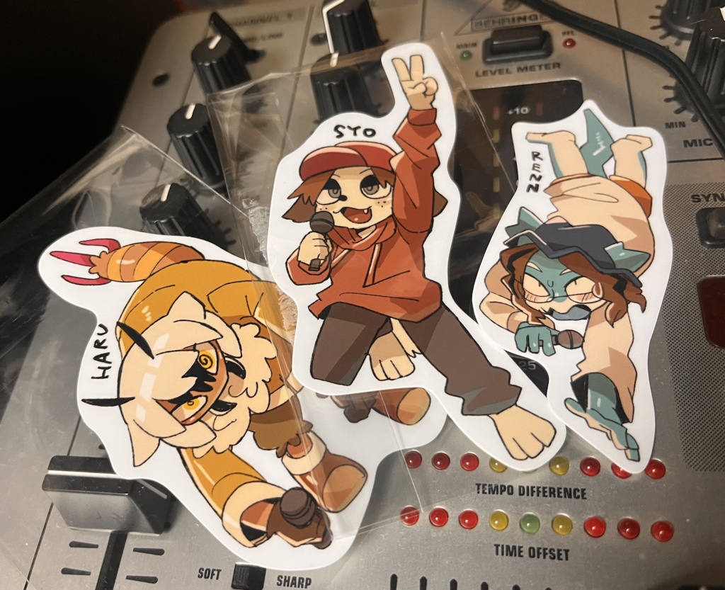 HACHISUステッカー