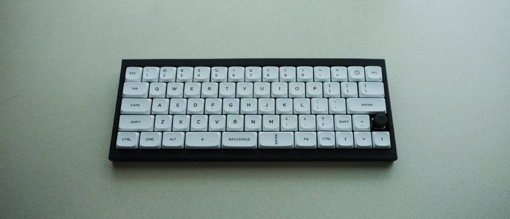 【はんだ付け済み】【ケース付き】60%ロータリーエンコーダ付き自作キーボード GT67