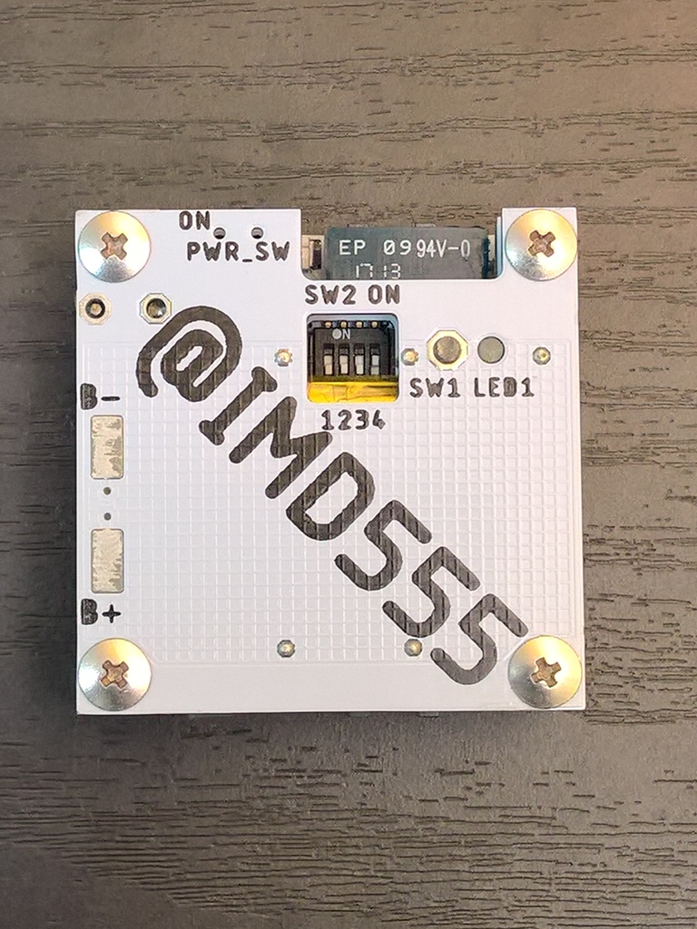 ③ BatteryStay + バッテリー + キーホルダー用プレート + ネジ・スペーサー等