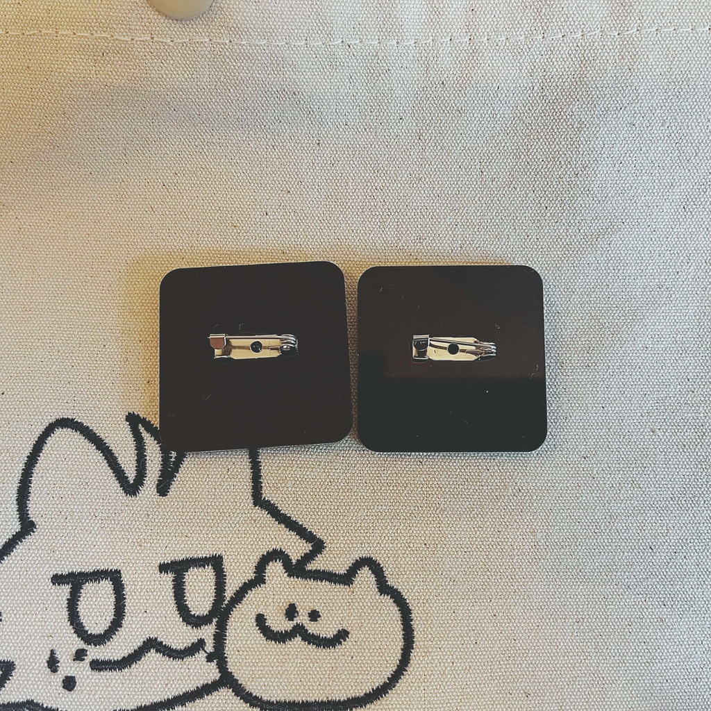 🍅キーホルダーやピンバッチなどの飾り✨