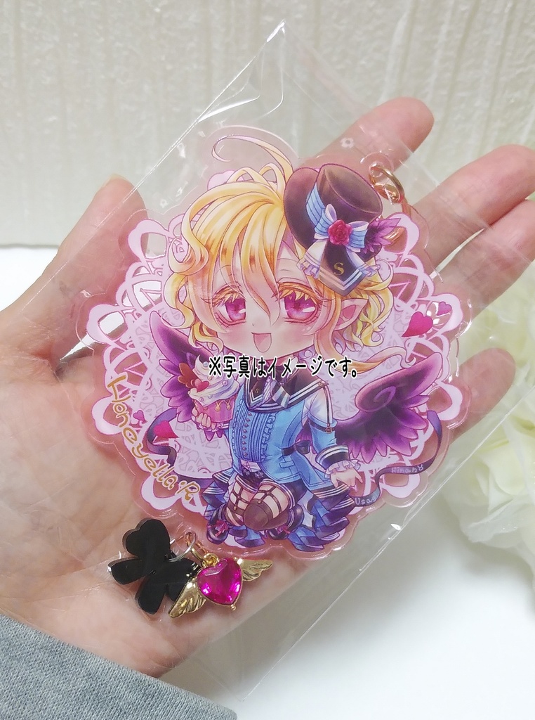 ハニエラくんアクリルキーホルダー(ちびキャラ制服ver)