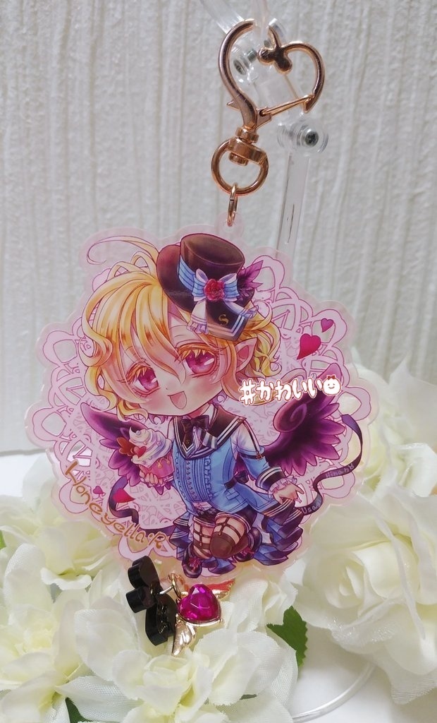 ハニエラくんアクリルキーホルダー(ちびキャラ制服ver)