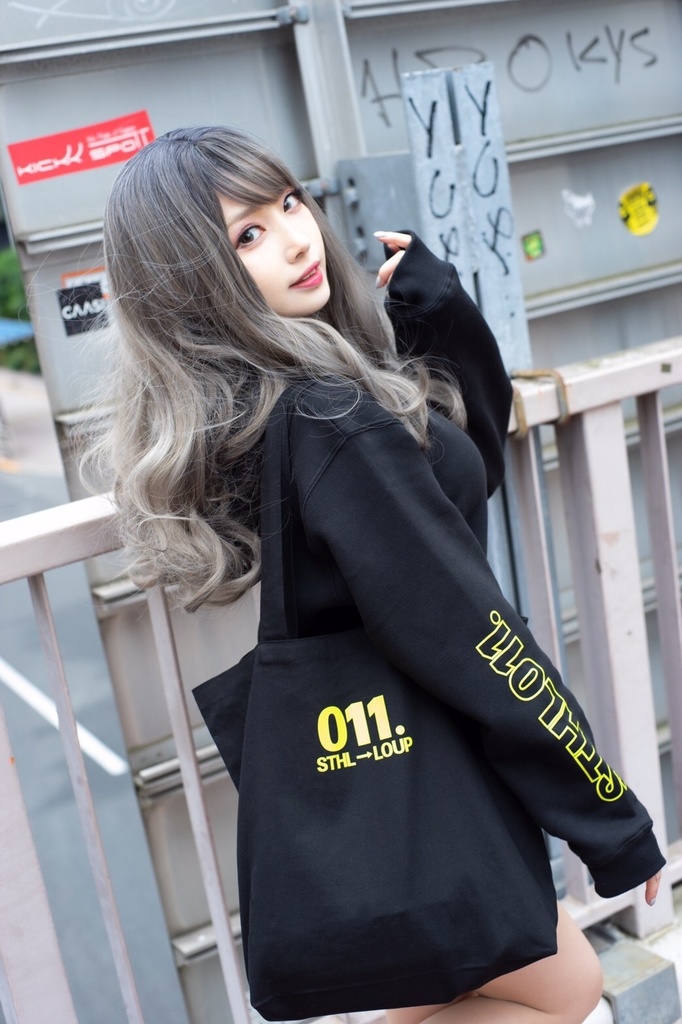 再販 シスルオリジナルパーカー サイン入りブロマイド シスルonlineshop Booth