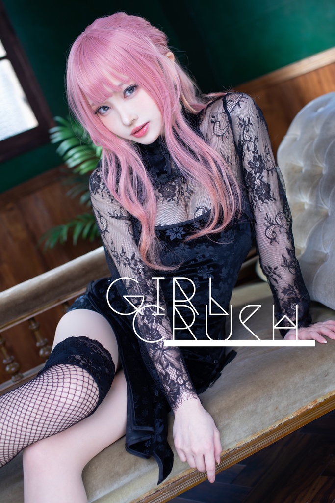 オリジナル写真集「GIRL CRUSH」