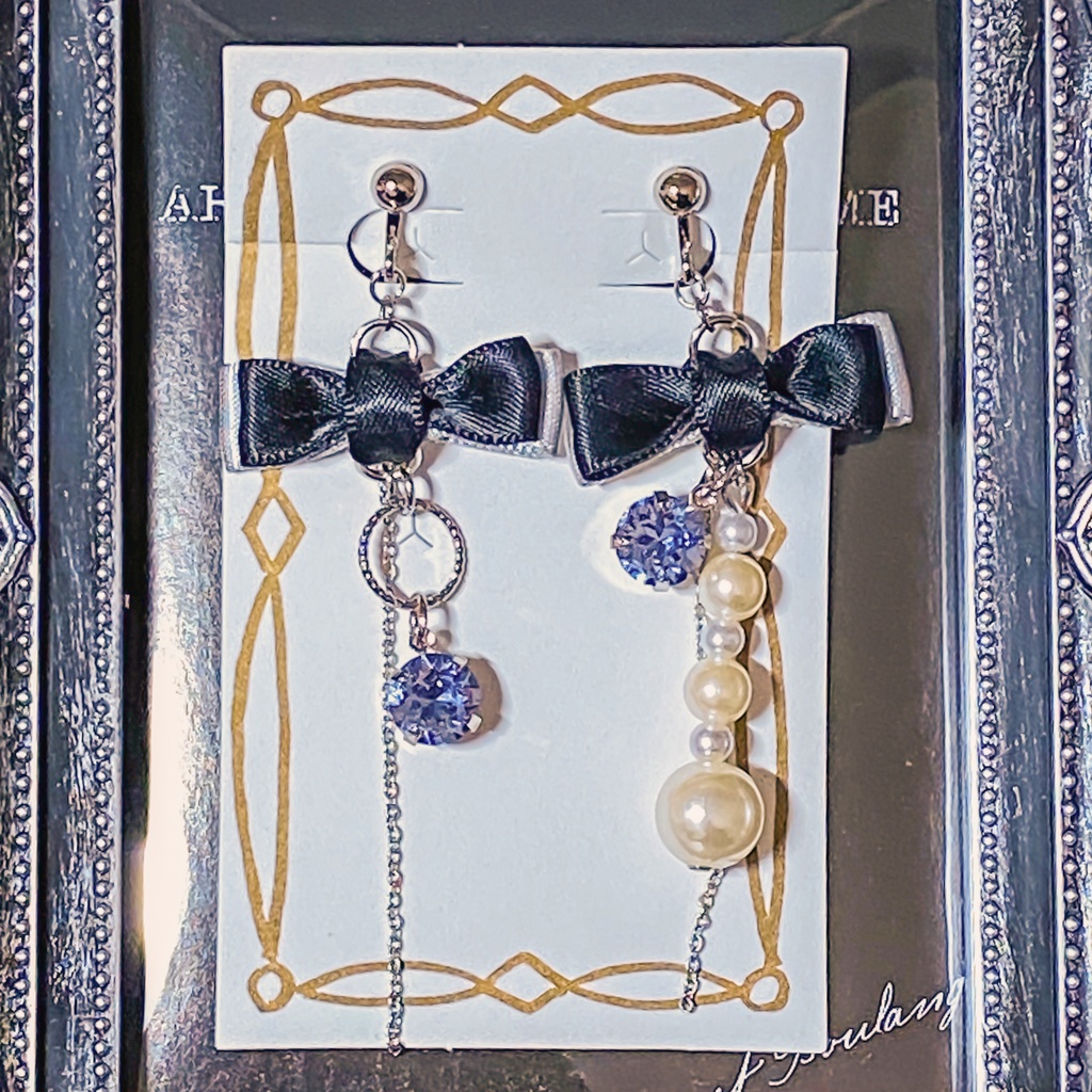 オクタヴィネル寮モチーフイヤリング