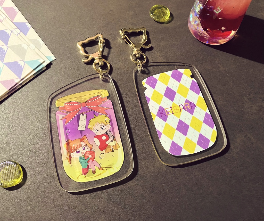 ケイサラアクキージャム瓶詰め