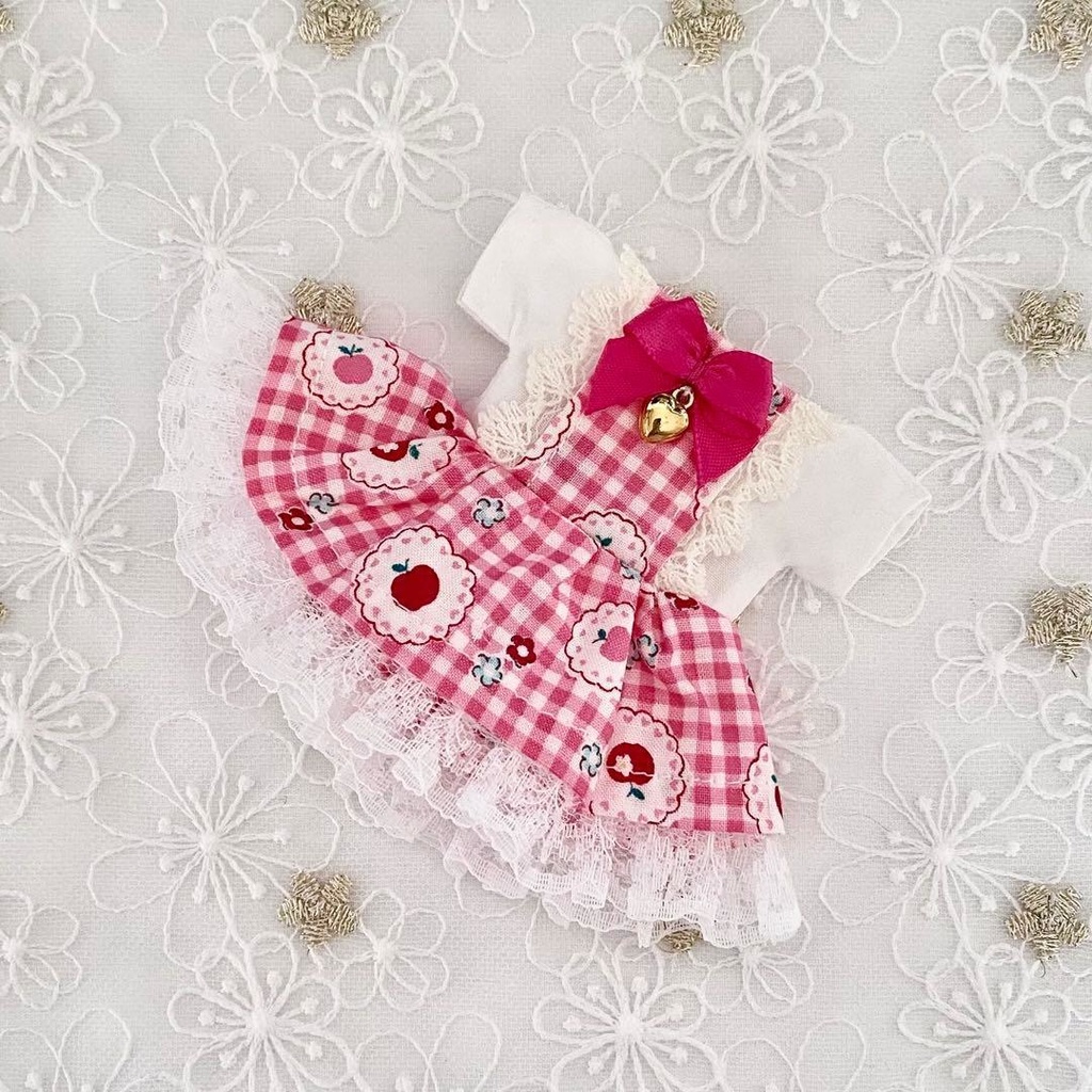 ぬい服10〜12㎝＊ワンピース❤︎ Apple Lace ピンク