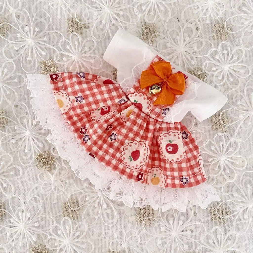 ぬい服10〜12㎝用 ワンピース❤︎ Apple Lace オレンジ