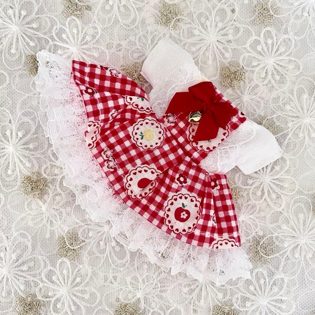 ぬい服10〜12㎝用 ワンピース❤︎ Apple Lace レッド