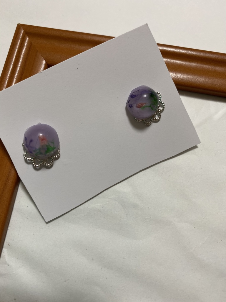 紫お花のピアス