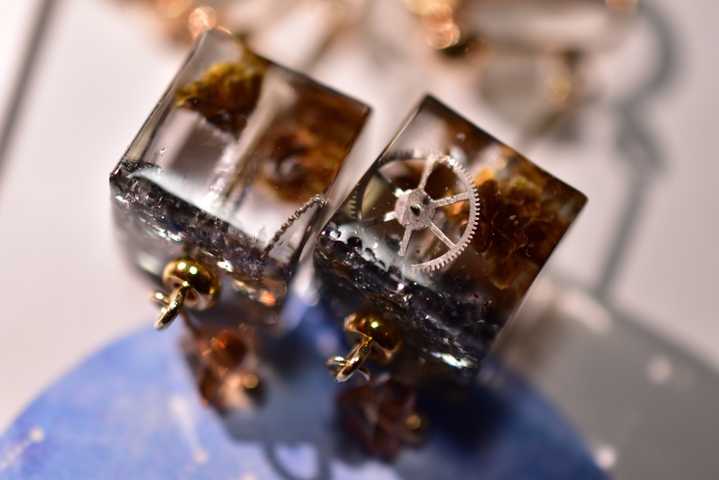 キューブピアス 探鉱者(モグラ)