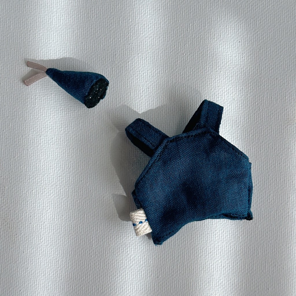 AO to AKA linen fabric overalls.