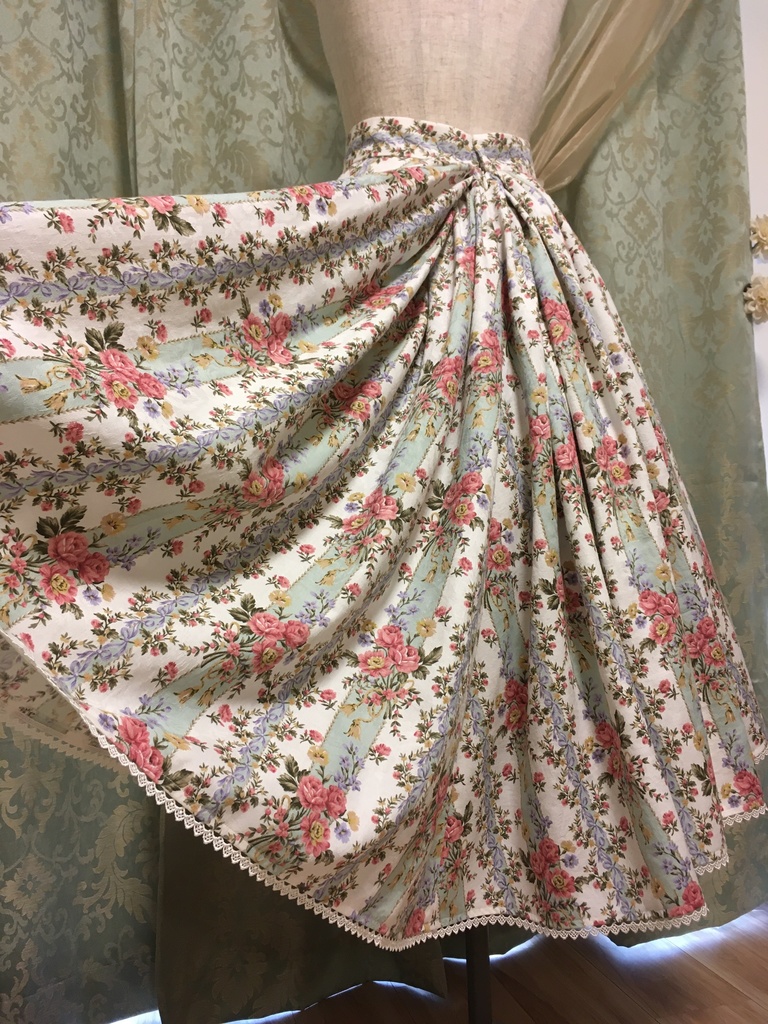 バックギャザーテイルスカート 【※生地に難あり】