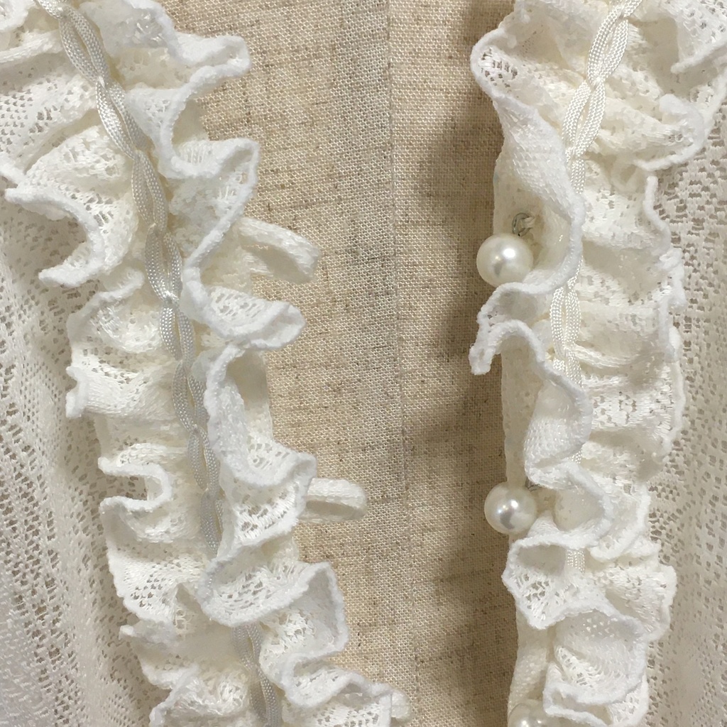 ドルマンスタイルレースマント