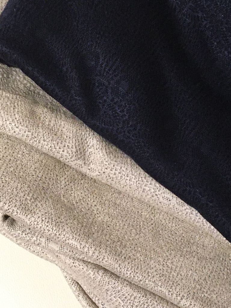 ドルマンスタイルレースマント