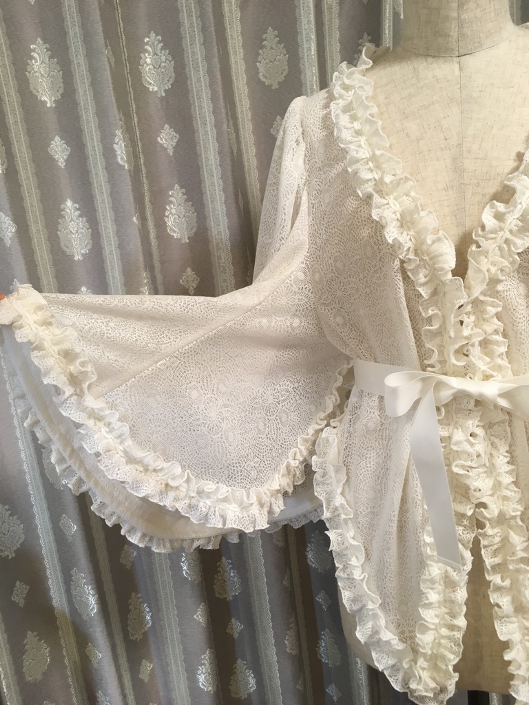 【受注生産】ドルマンスタイルレースマント 黒