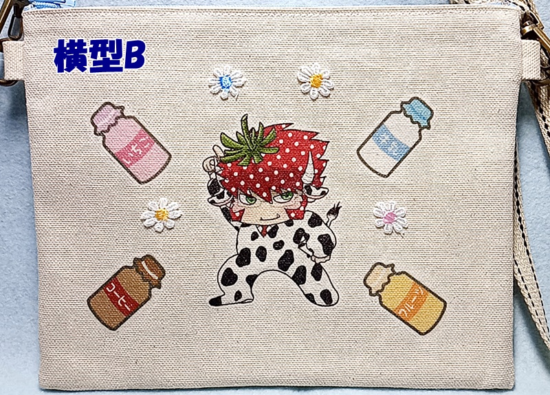 いちごウスさんサコッシュ